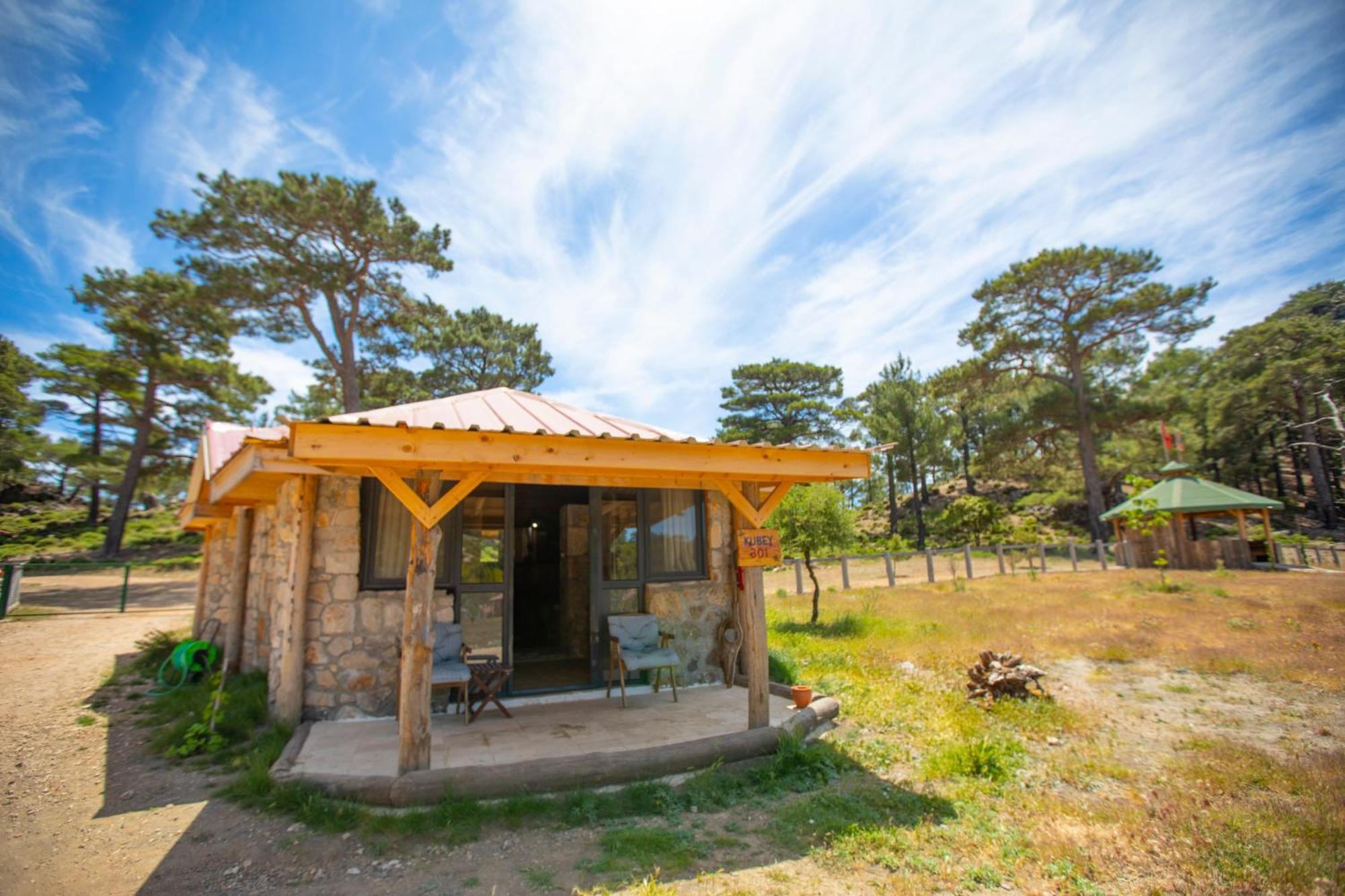 Hotel Babakamp Eco Ranch & Retreat Ölüdeniz Esterno foto